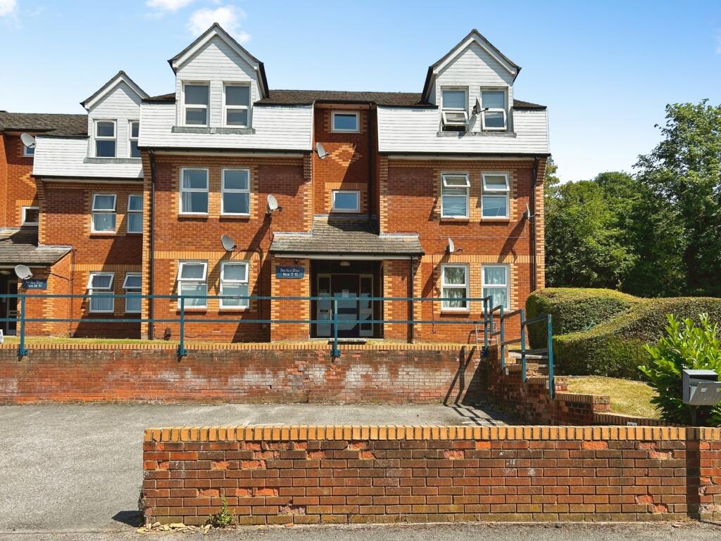Main image of property: Birches Rise, West Wycombe Road, High Wycombe