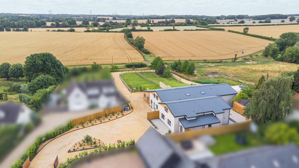House in Uttlesford, Howlett End, Wimbish - View 4