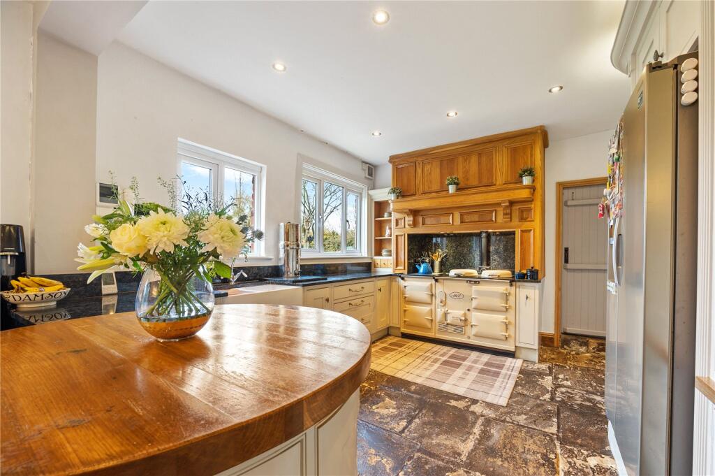 Prescot Road, Aughton, West Lancashire, L39 photo 2
