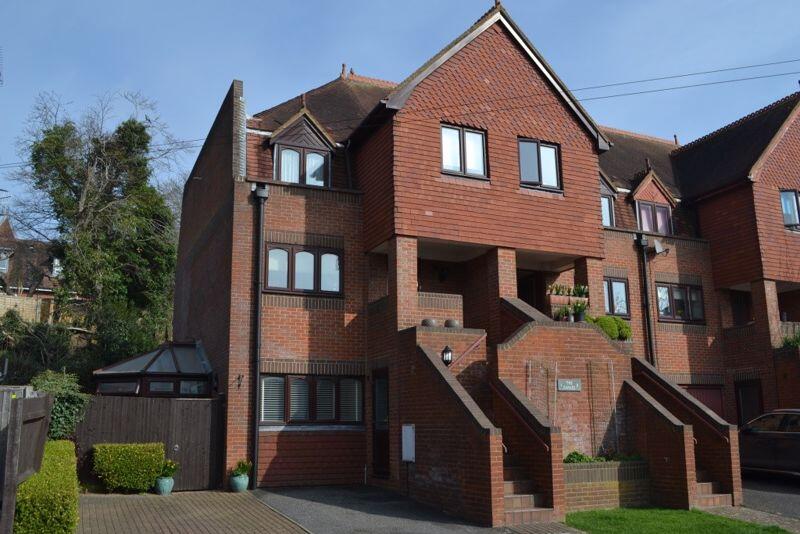 Main image of property: Lyons Crescent, Tonbridge