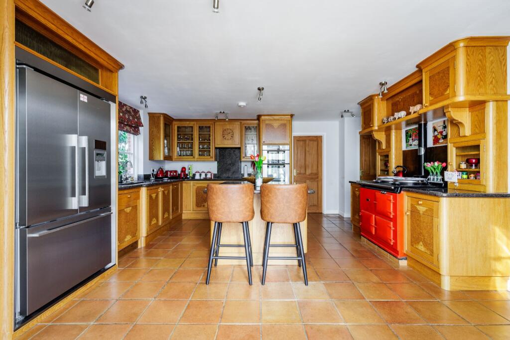 House in Horsham, Bucks Head, Plummers Plain - View 2