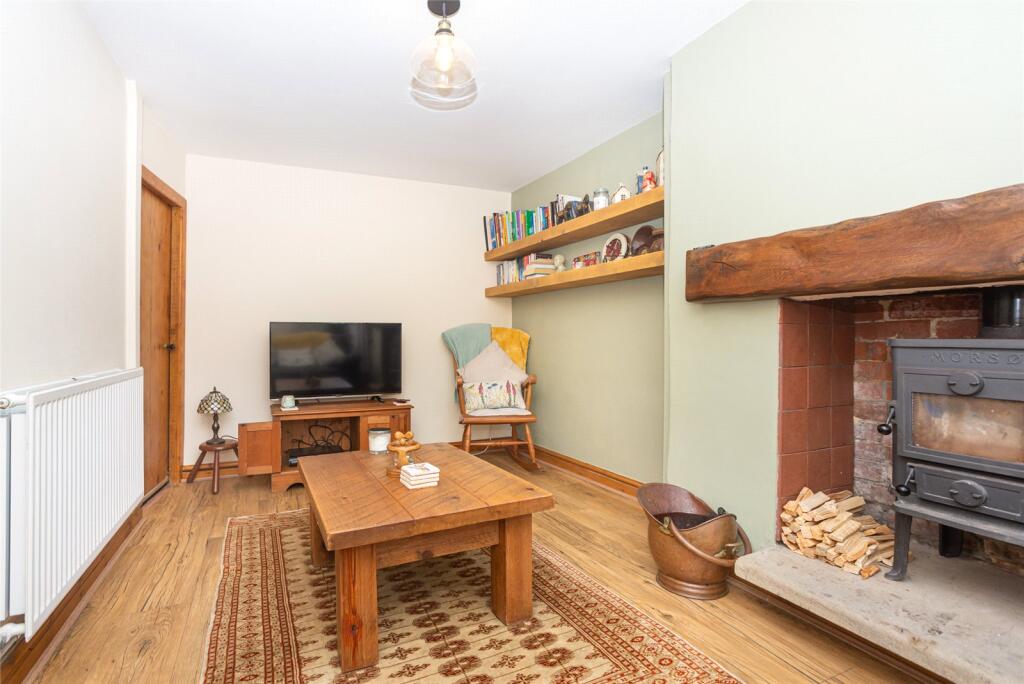 Ffordd Tan Y Bryn, Amlwch, Isle of Anglesey, LL68 photo 2