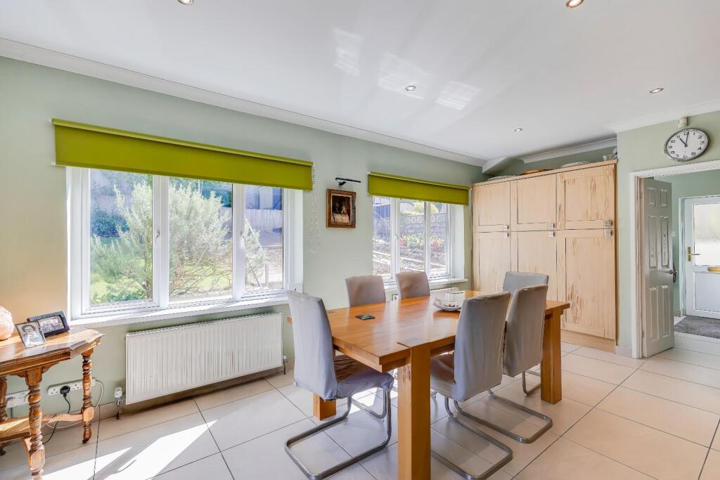 Ely Valley Road, Talbot Green, Pontyclun photo 4