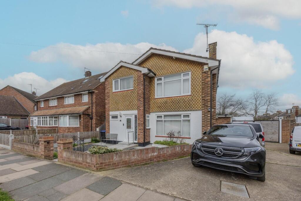 Main image of property: Fairview Drive, Westcliff-On-Sea