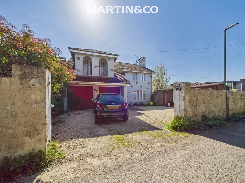 Main image of property: Hythe End Road, Wraysbury