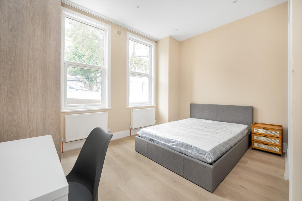 Apartment in London, Shepherd's Bush - View 5