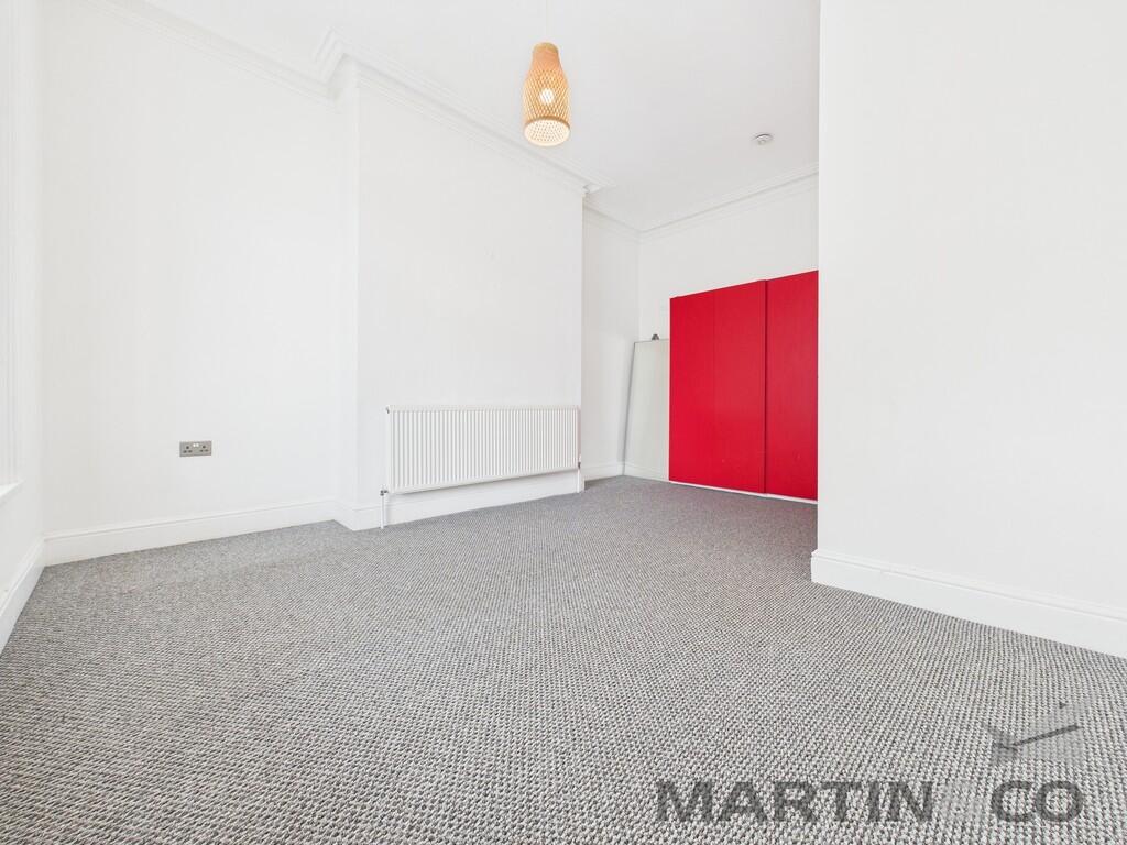 Apartment in Portsmouth - View 5