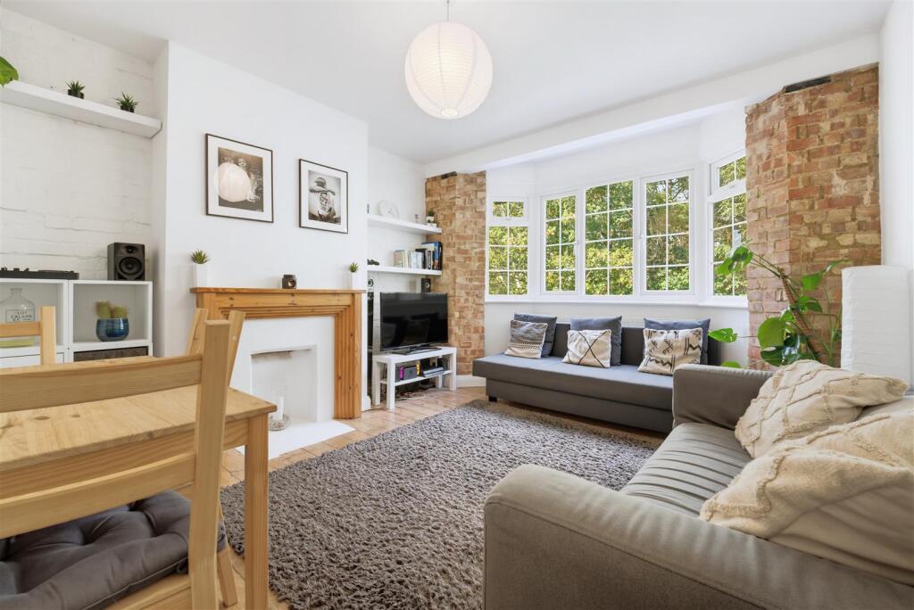 Apartment in London - View 2