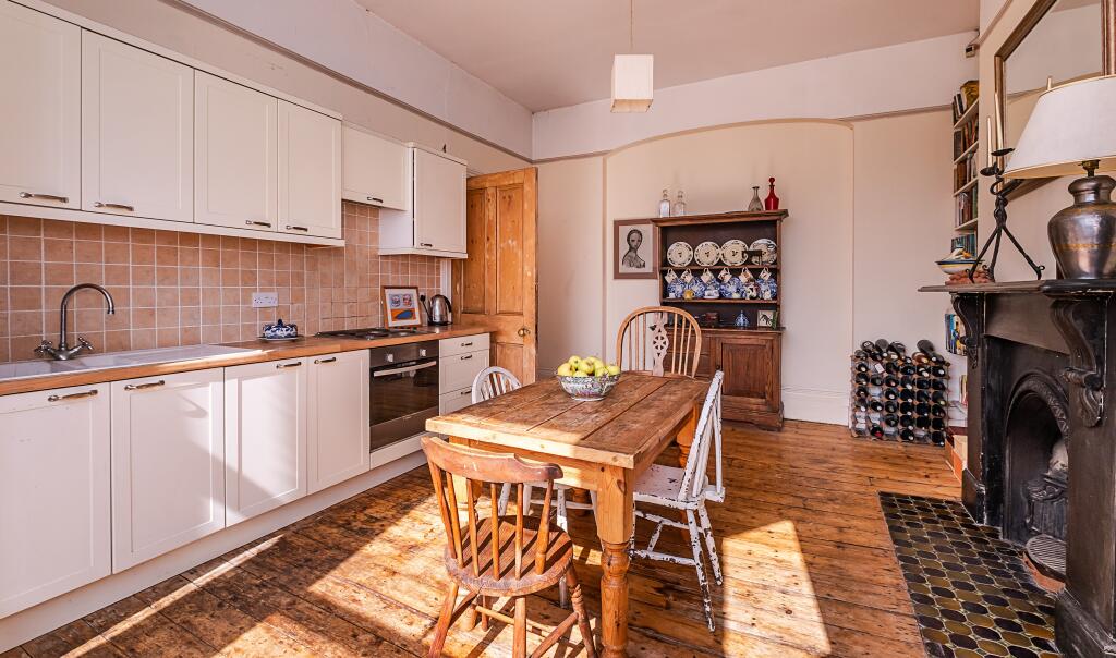 House in London - View 4