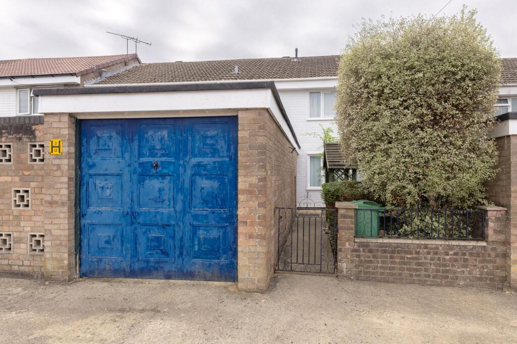 House in Oxford - View 2