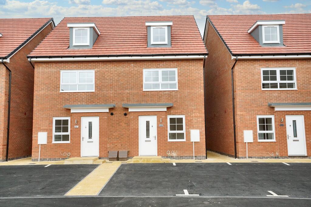 Main image of property: Hillcrest Road, Nuneaton, Warwickshire, CV10
