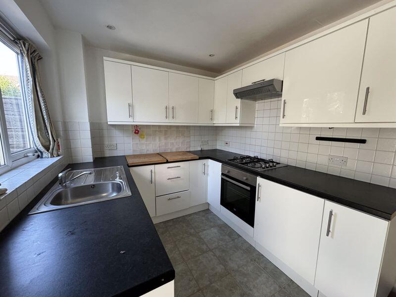 Selkirk Drive, Holmes Chapel photo 3