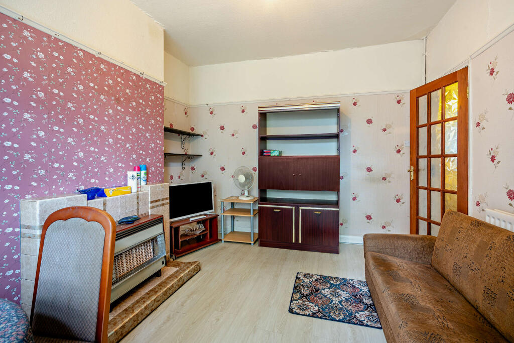 Brunswick Gardens, Birmingham, B21 photo 2