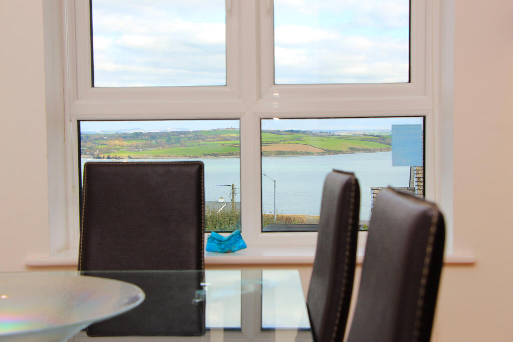 Apartment in Padstow, Cornwall - View 4
