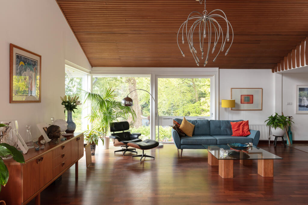 Main image of property: Wykeham Close, Southampton, Hampshire