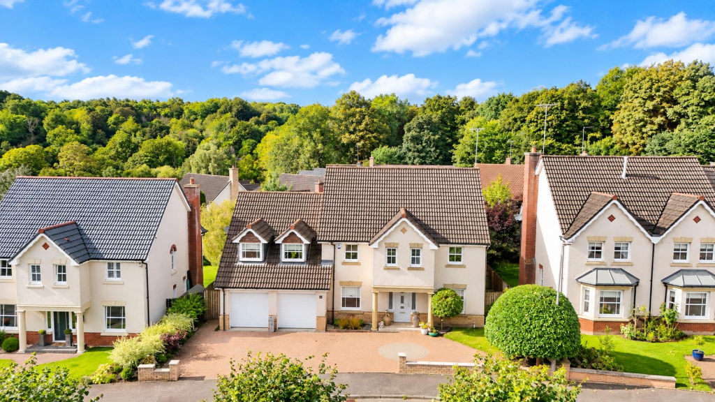 Main image of property: Royal Gardens, Bothwell, Glasgow