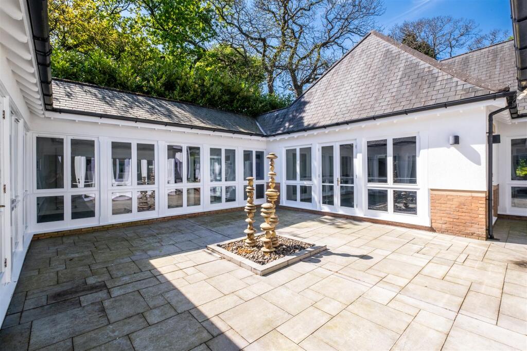 Additional image 70 of Selwyn Walk, Little Aston, Sutton Coldfield