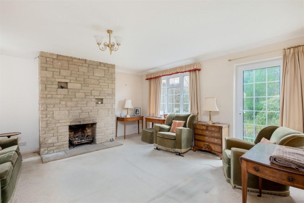 St. Leonards Court, Bledington, Chipping Norton photo 2
