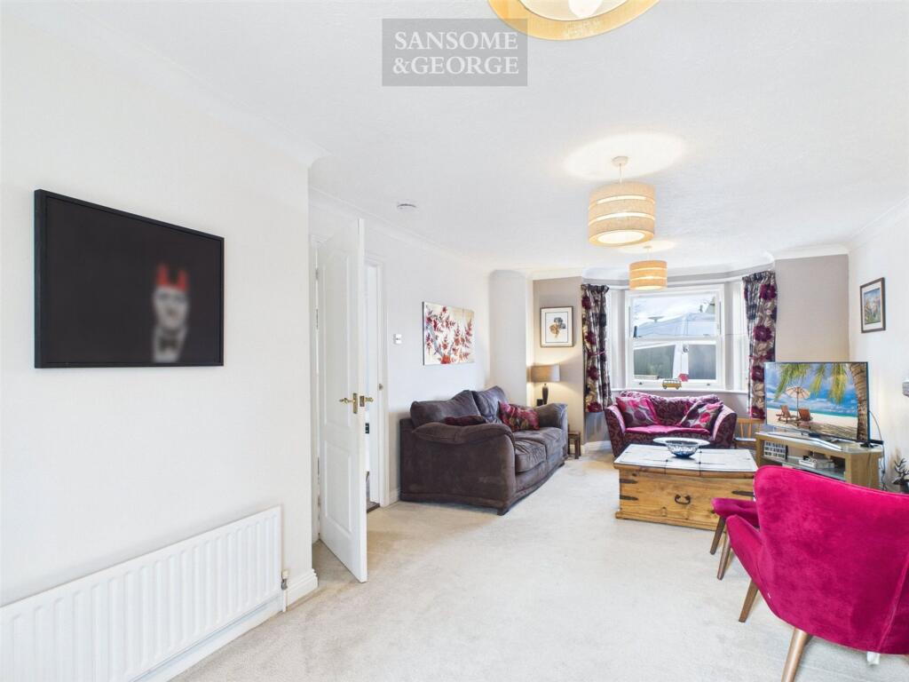 Ellen Gardens, Bramley, RG26 - View 3