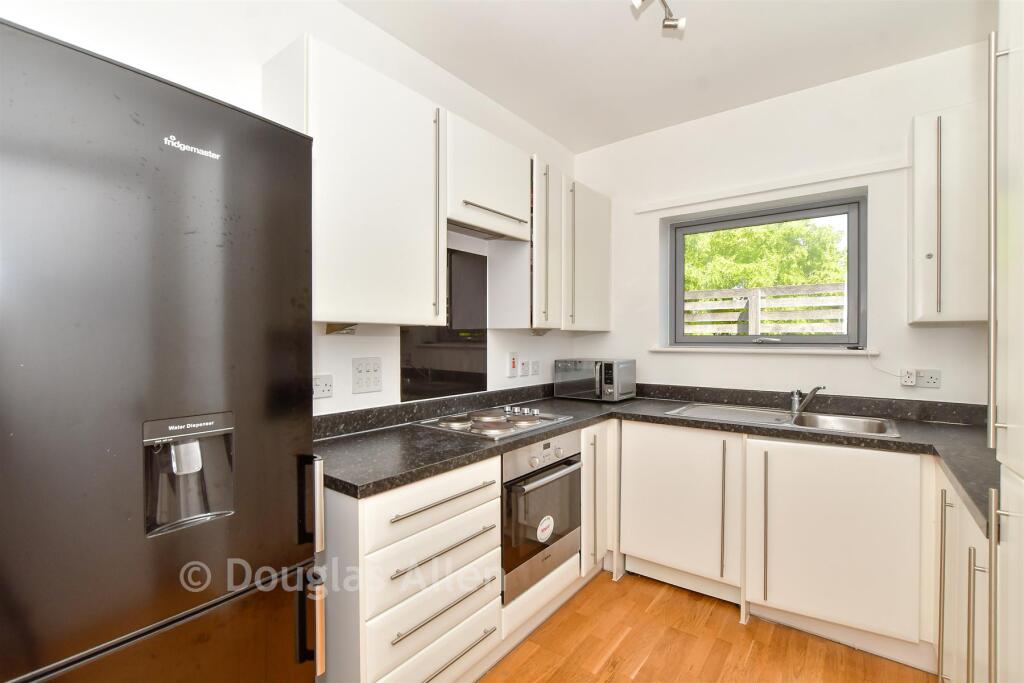 Main image of property: Serpentine Close, Chadwell Heath, Essex
