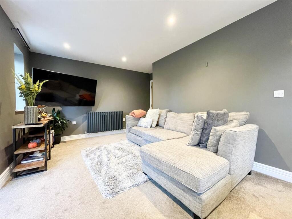 Apartment in Winchester, Tapnage, Wickham - View 4