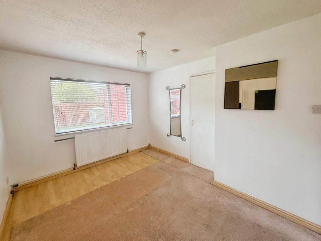 Heronfield Close, Redditch, B98 8QN photo 4