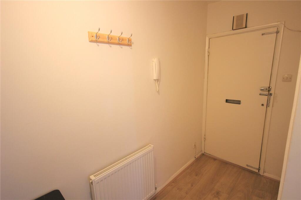Apartment in London - View 2