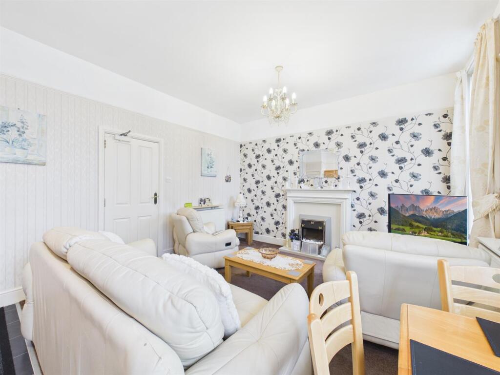 Apartment in Bridlington, East Riding of Yorkshire - View 3