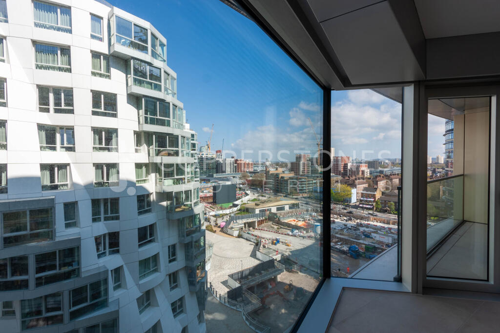 Apartment in London - View 5