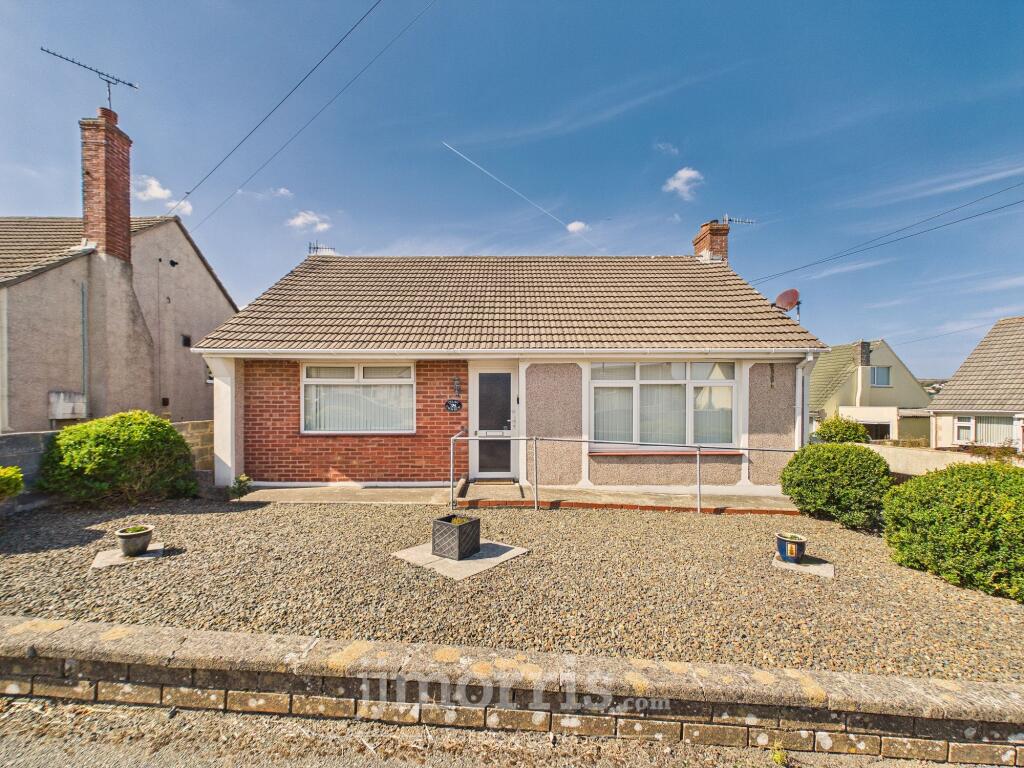 Main image of property: Cilau, 6 Bryn Elfed, Fishguard, Pembs, SA65 9EA