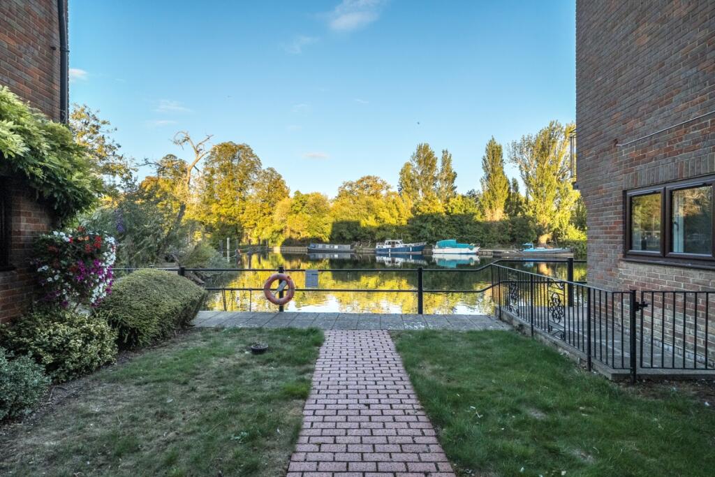 Main image of property: Chantry Place Eton SL4