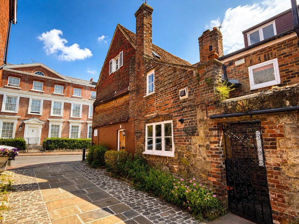 Main image of property: East Street, Petworth, West Sussex, GU28