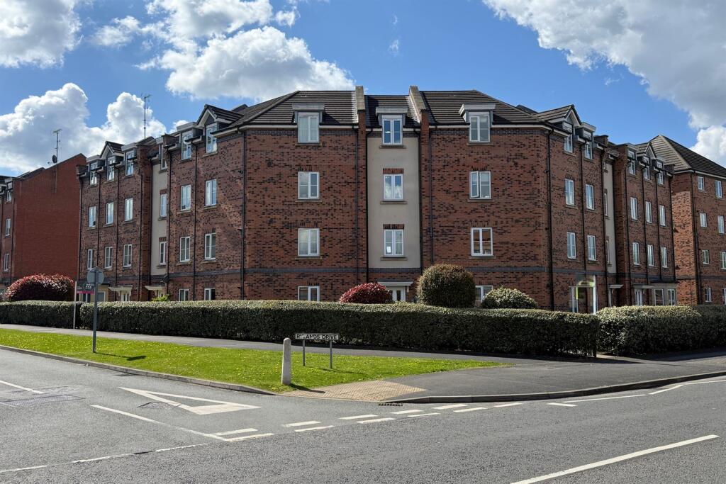 Main image of property: Rylands Drive, Warrington, WA2  7DY