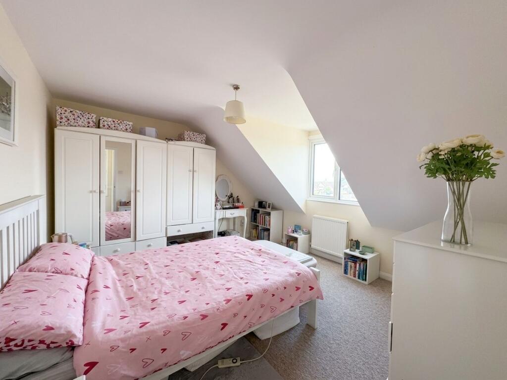 House in Tonbridge - View 4