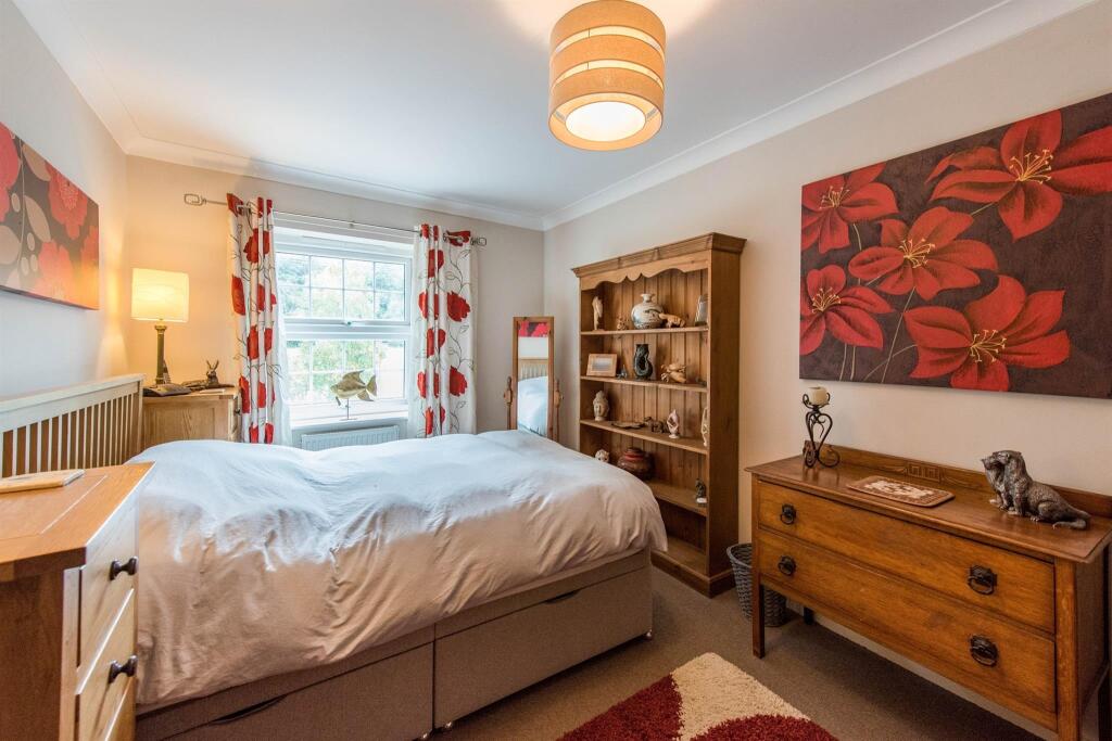 House in Ipswich - View 5