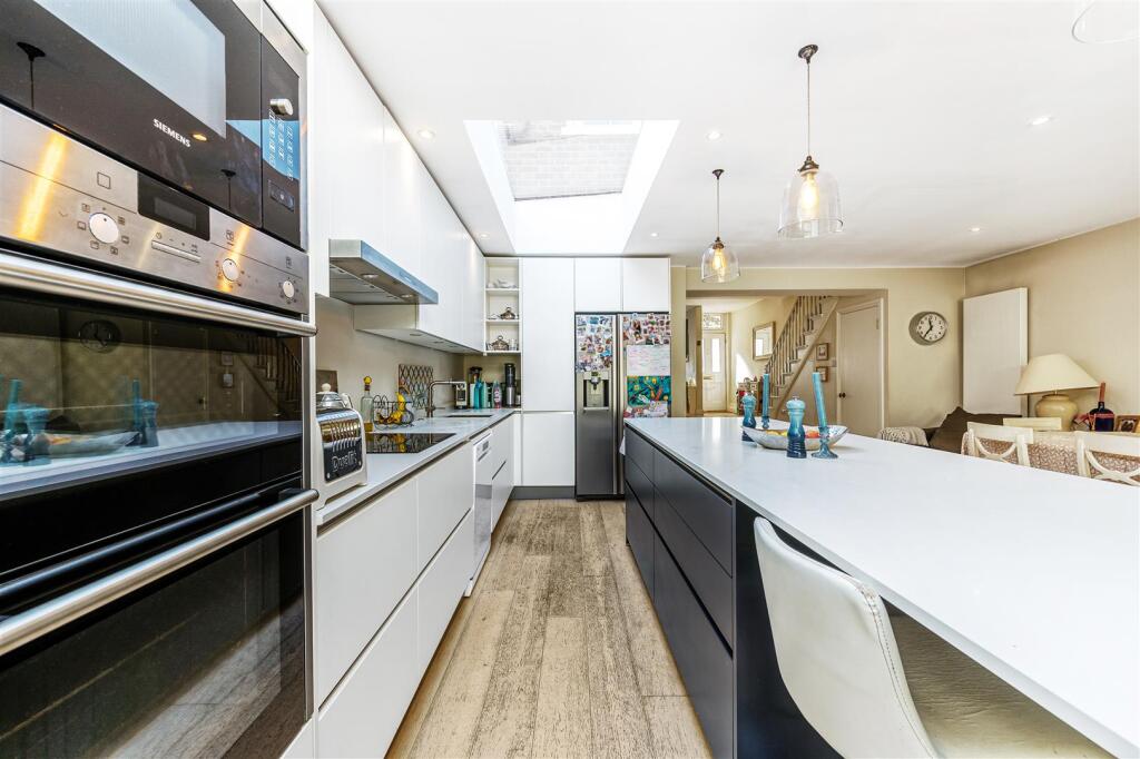 Main image of property: Birkbeck Avenue,Acton, London