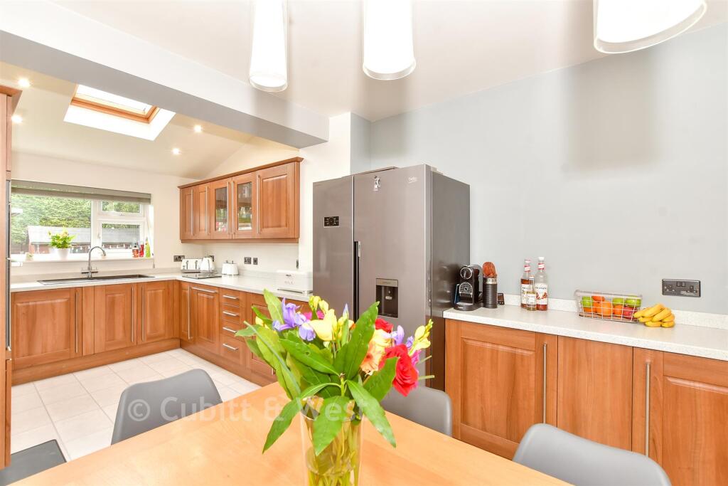 House in Arun, Aldwick - More