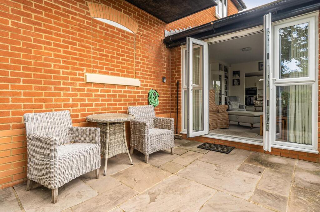 Apartment in South Oxfordshire, Thame - View 5