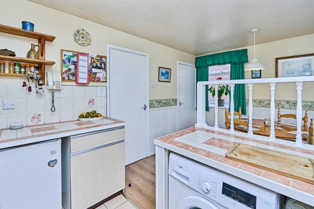 House in Wolverhampton, The Lunt - More