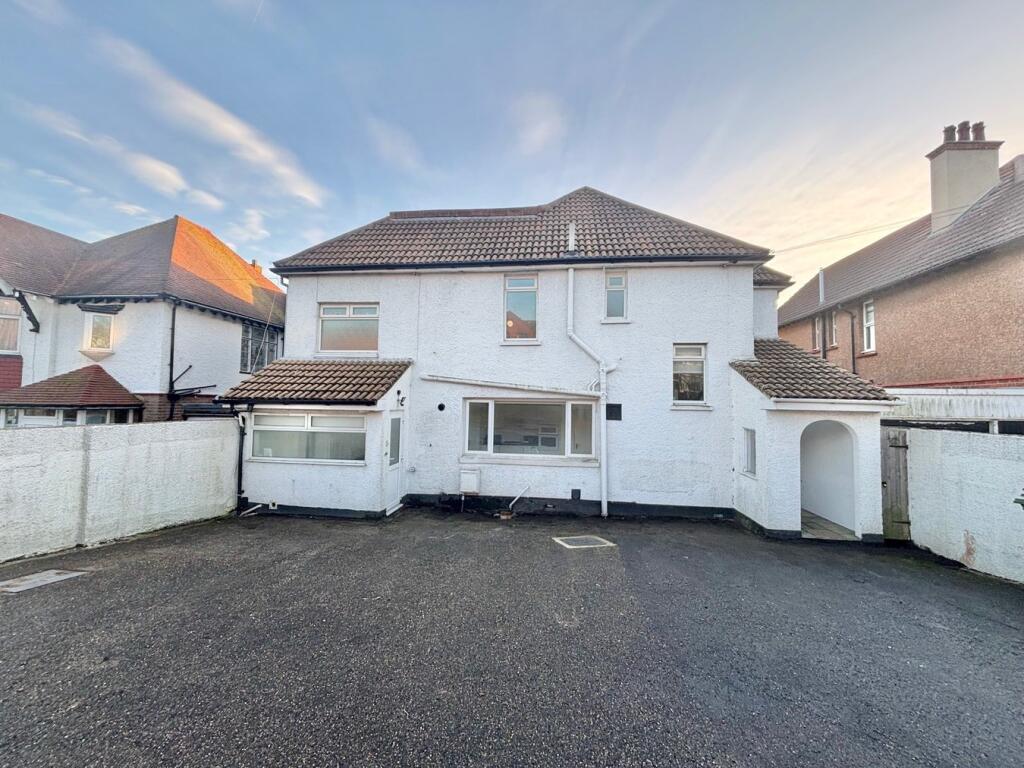 Main image of property: De la Warr Road, Bexhill on Sea, TN40
