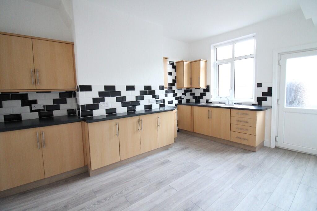 Gordon Road, Fleetwood, Lancashire, FY7 photo 2