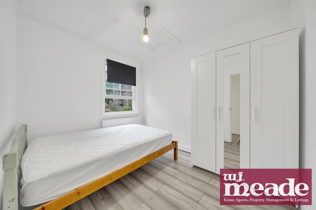 4 bedroom semi-detached house for rent