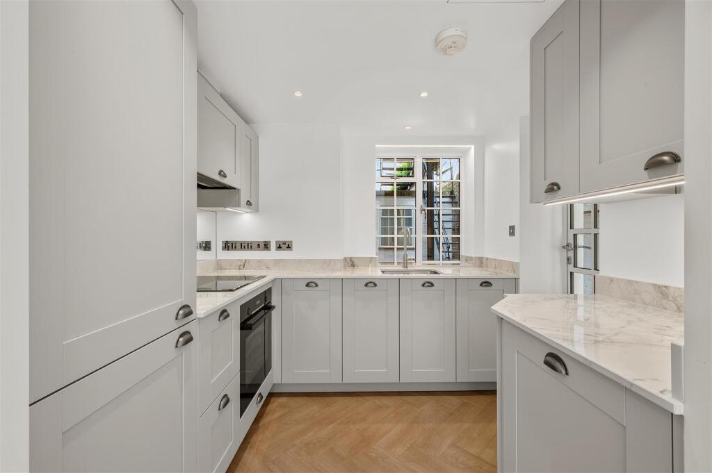 Apartment in London - View 4