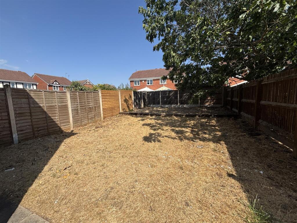 Tatlow Road, Glenfield, Leicester photo 4