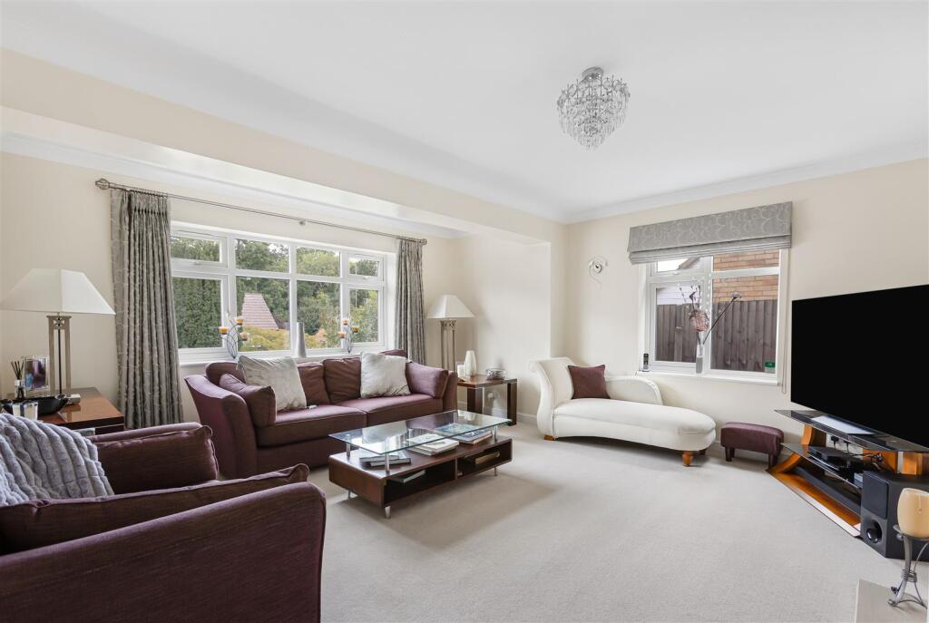 House in Potters Bar, Northaw and Cuffley - View 2