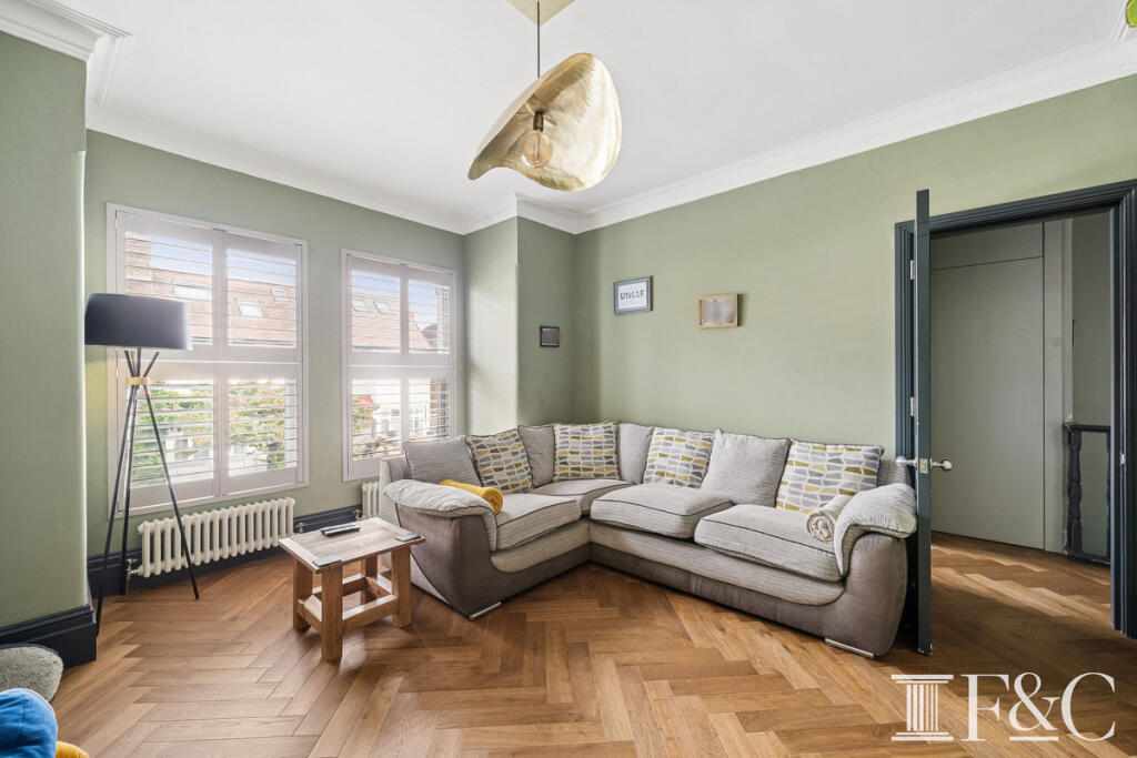 Apartment in London, North Sheen - View 5