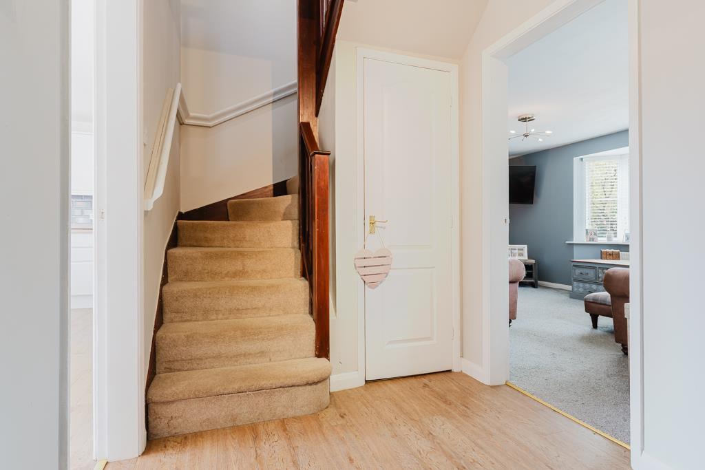 NN16 Langsett Close, Kettering - View 3