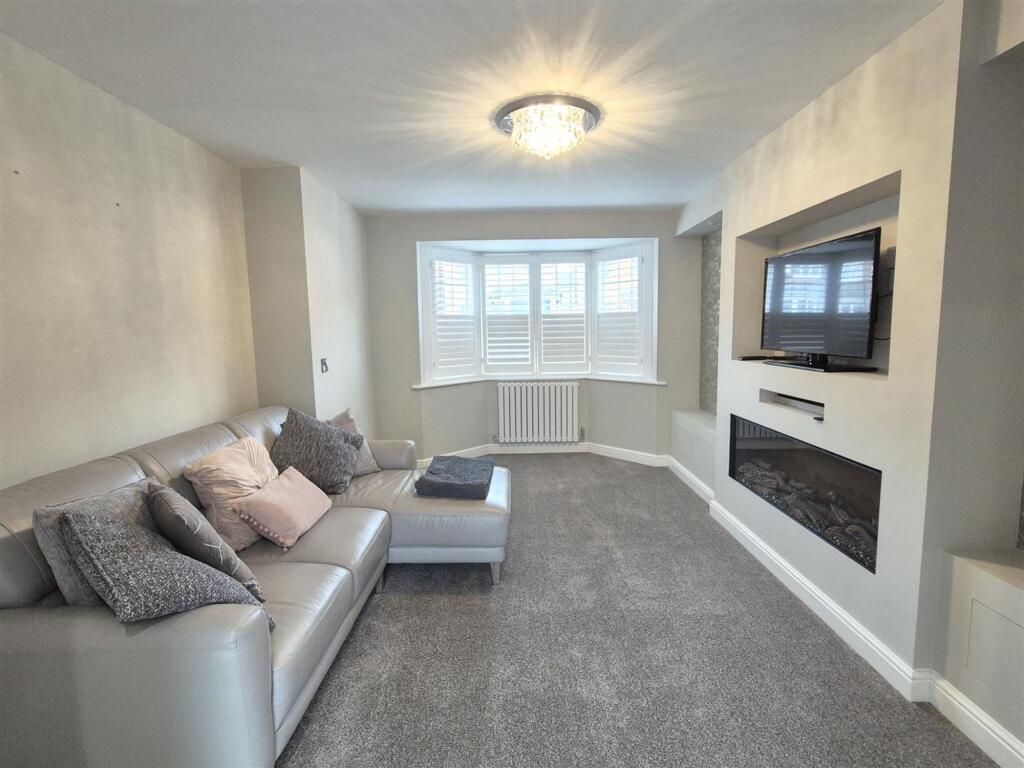Battleflat Drive, Ellistown, LE67 photo 4