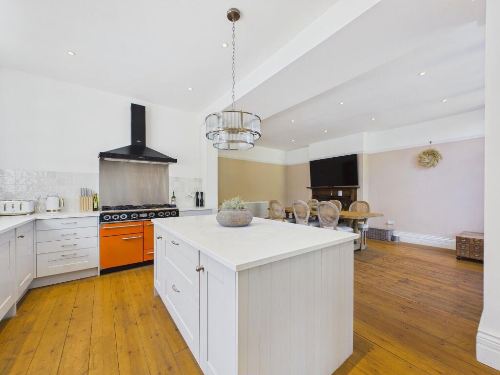 Shavington Avenue, Hoole, CH2 - View 2