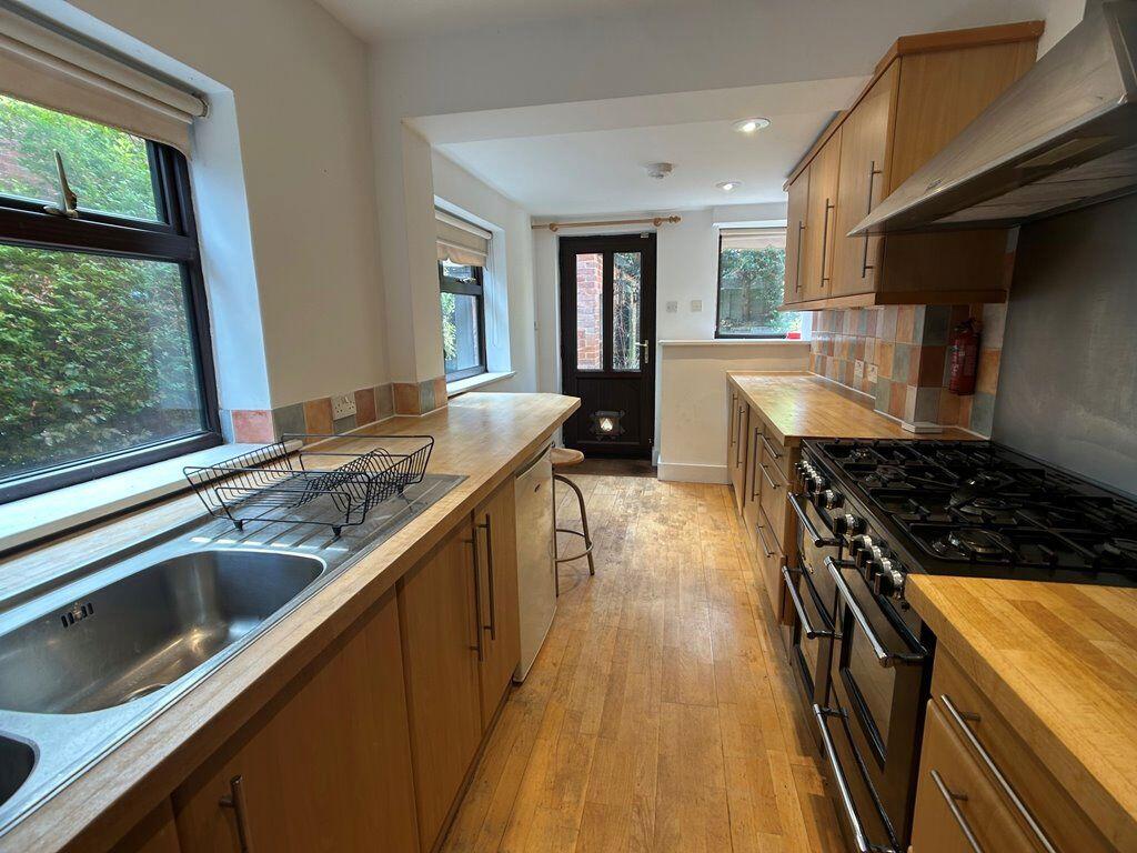 House in Oxford, Headington Shops, Headington - View 2